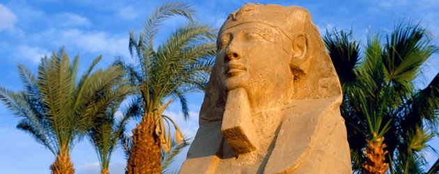 Statue of Pharoas,Cairo